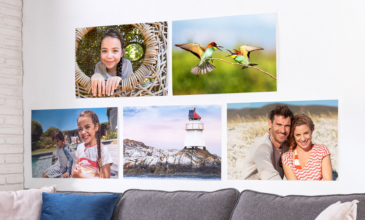 Wall pictures with nature motifs and family photos showing personal memories.