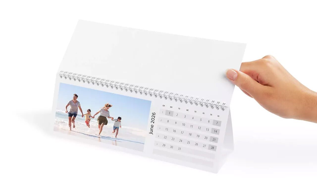 Panoramic Desktop Calendar