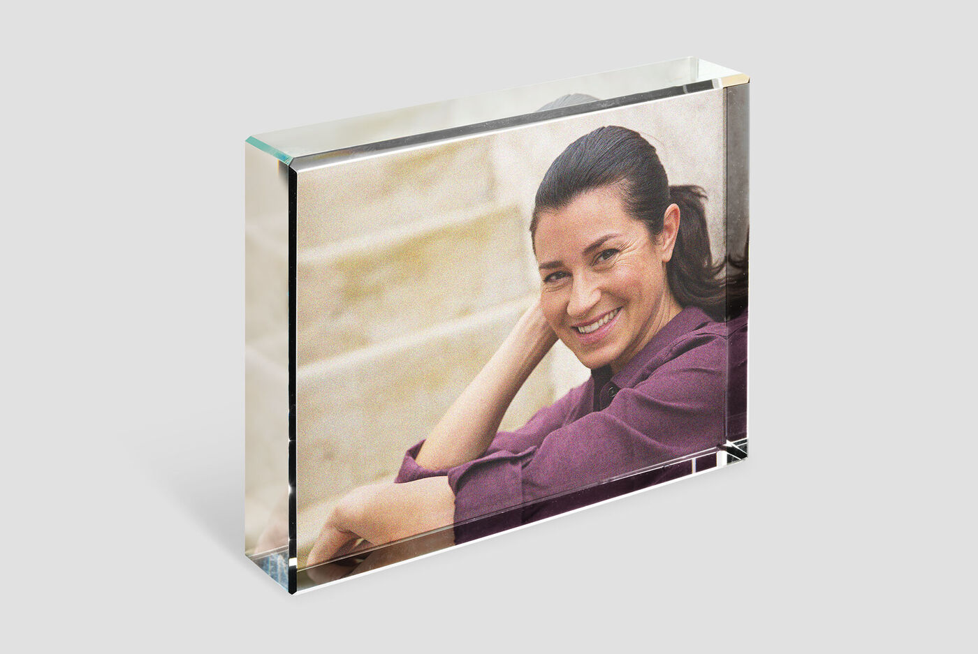 An elegant photo crystal box displays heartfelt memories.