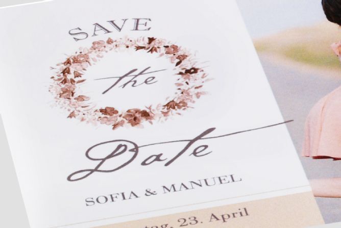 A romantic 'Save the Date' card design with floral elements and the text 'Sofia & Manuel'