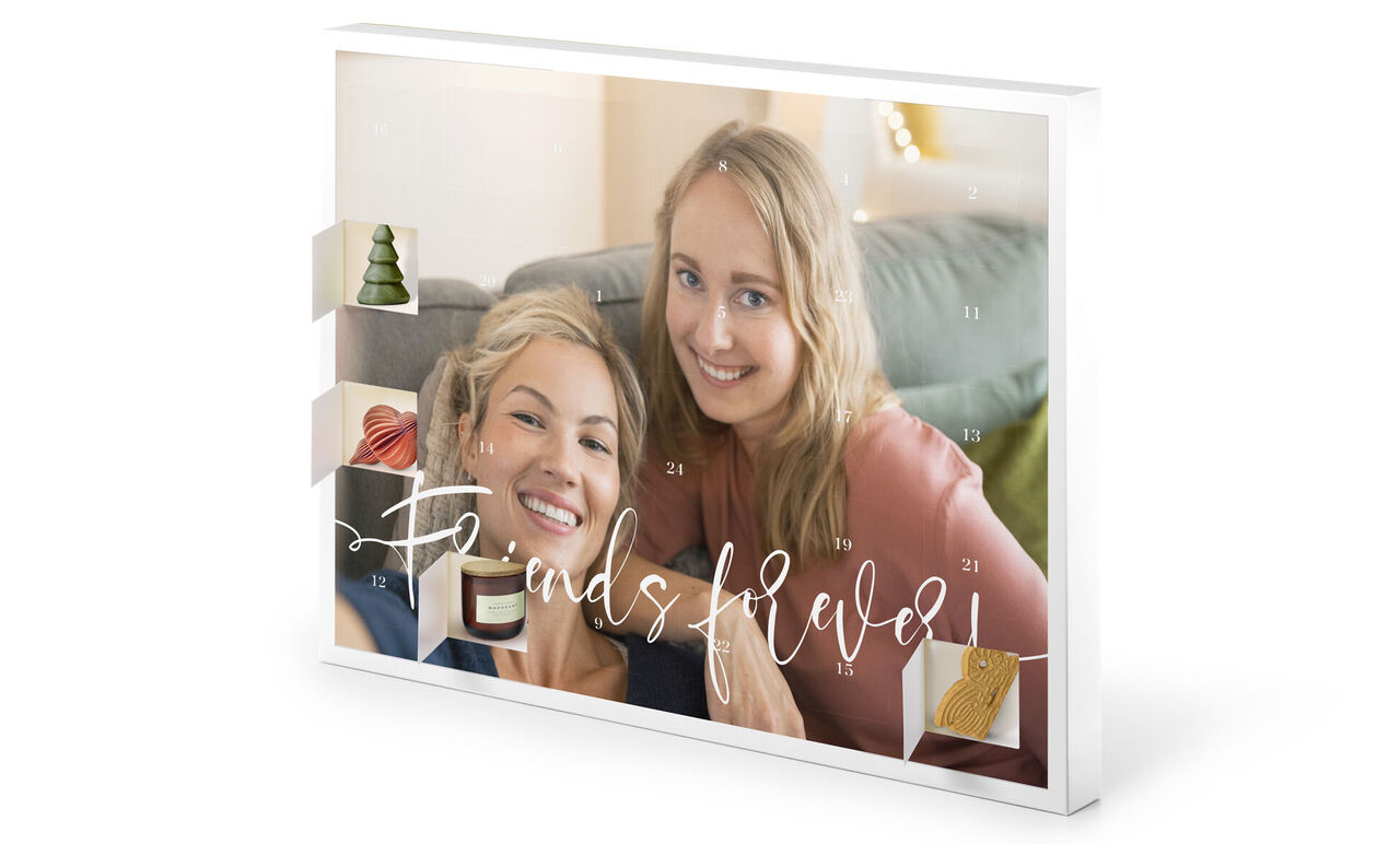 Calendar with Christmas motifs and loving memories